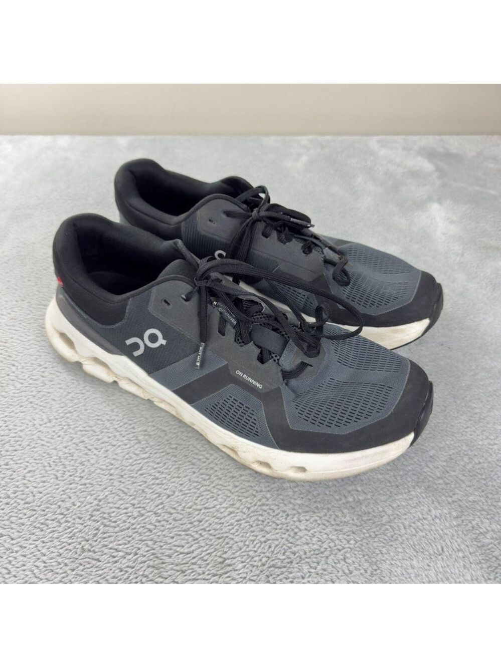 On Cloudrunner 2 Men's Size 13 US/12.5 UK/48 EU Eclipse/Black Colorway